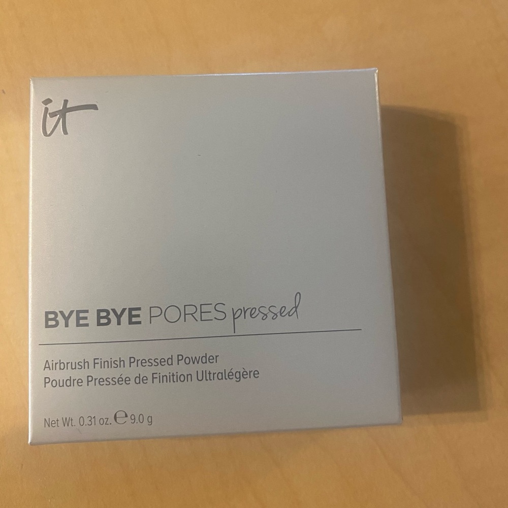 IT cosmetics bye bye pores pressed.